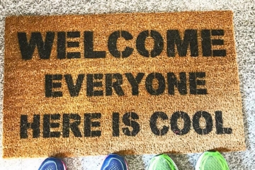 Welcome- EVERYONE here is cool! fuuny doormat