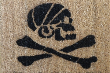 Pirate Skull and Crossbones Jolly Rodger doormat