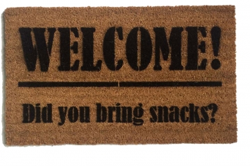 Welcome Did you bring SNACKS?™ funny foodie doormat