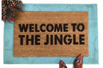 Welcome to the Jingle Christmas Gun N’ Roses doormat