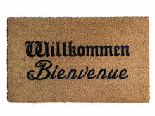 outdoor coir doormat in German and French "Willkommen Bienvenue" Welcome mat