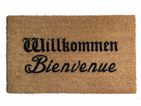 outdoor coir doormat in German and French "Willkommen Bienvenue" Welcome mat