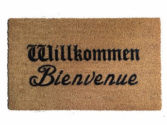outdoor coir doormat in German and French "Willkommen Bienvenue" Welcome mat