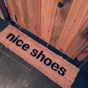 ONE LINE nice shoes doormat